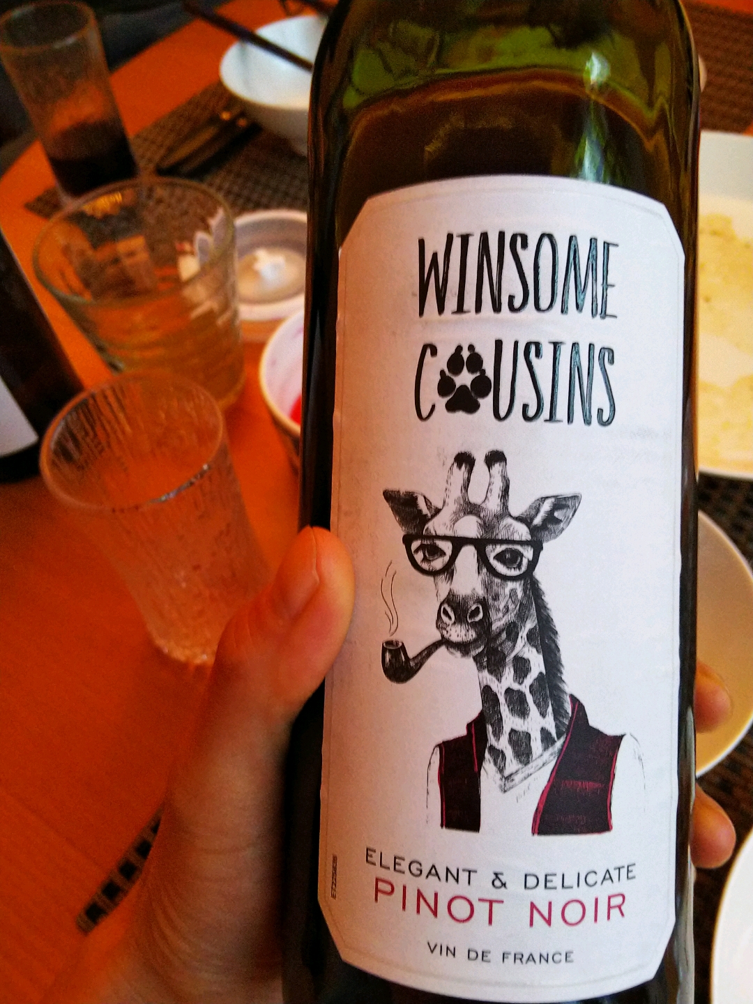 Winsome Cousins Pinot Noir | Vinica 無料のワインアプリ