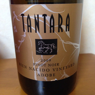 Tantara Pinot Noir Bien Nacido Vineyard Adobe(タンタラ ピノ・ノワール ビエン・ナシッド・ヴィンヤード アドベ)