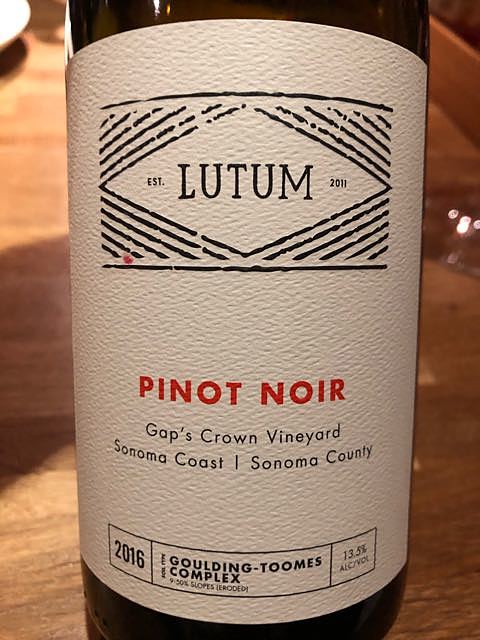 Lutum Gap's Crown Vineyard Pinot Noir(ルタム ギャップス・クラウン・ヴィンヤード ピノ・ノワール)