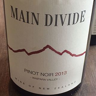 Main Divide Pinot Noir (Waipara Valley)