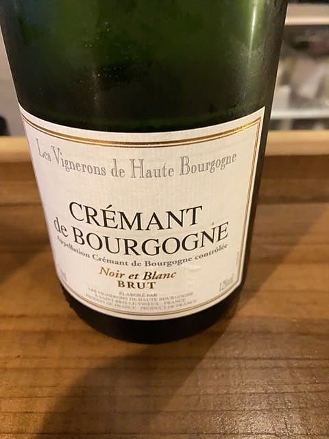 L. Tramier & Fils Crémant de Bourgogne Brut(Ｌトラミエ・エ・フィス クレマン・ド・ブルゴーニュ ブリュット)