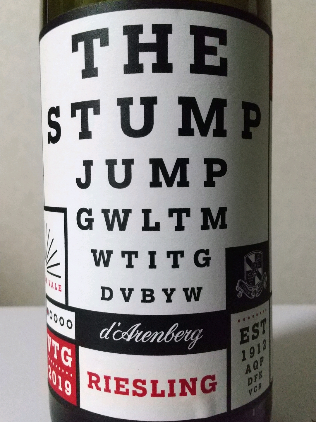 d'Arenberg The Stump Jump Riesling(ダーレンベルグ | Vinica
