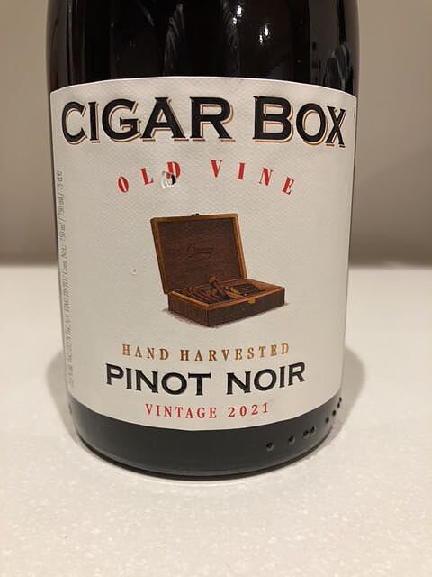 Cigar Box Old Vine Pinot Noir(シガー・ボックス オールド・ヴァイン ピノ・ノワール)