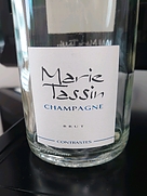 マリー・タッサン コントラスト