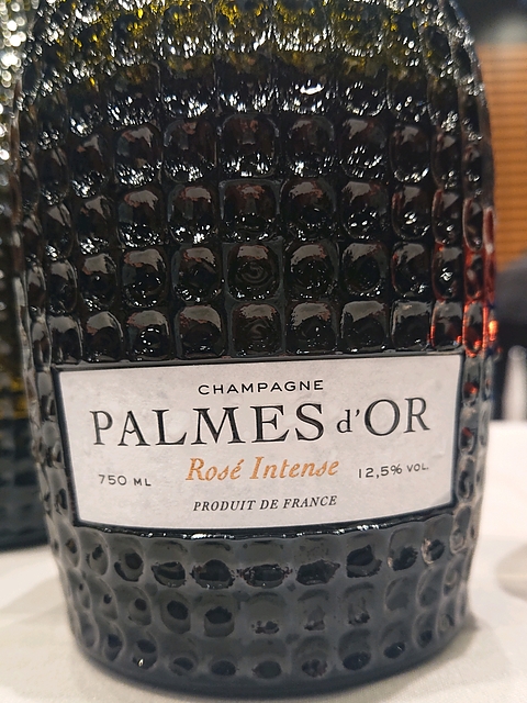 Nicolas Feuillatte Palmes d'Or Rosé Intense(ニコラ・フィアット パルム・ドール ロゼ・インテンス)