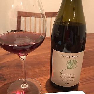 Shelter Winery Pinot Noir(シェルター・ワイナリー ピノ・ノワール)
