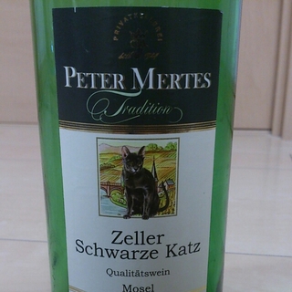 Peter Mertes Zeller Schwarze Katz Qualitaswein(ペーター・メルテス ツェラー・シュワルツ・カッツ)