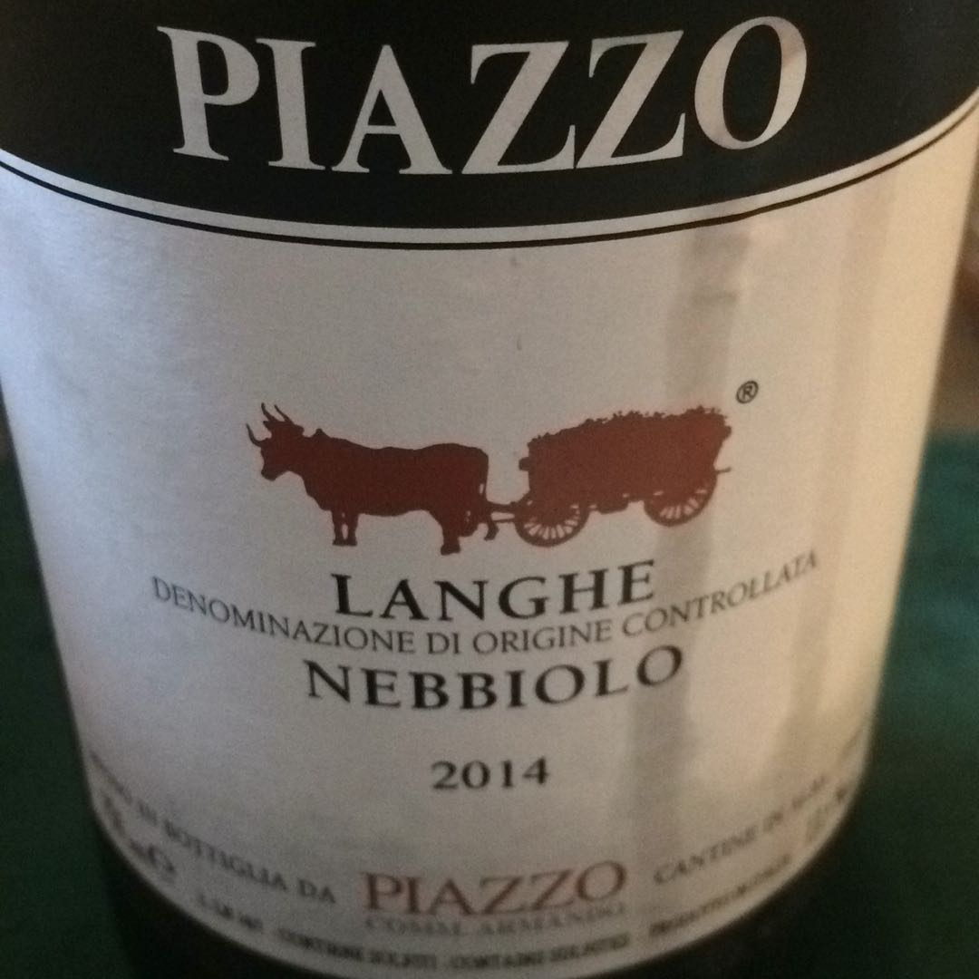 Piazzo Langhe Nebbiolo(ピアッツォ ランゲ・ネッビオーロ) | Vinica 無料のワインアプリ Piazzo Langhe Nebbiolo(ピアッツォ ランゲ・ネッビオーロ) | Vinica 無料のワインアプリ
