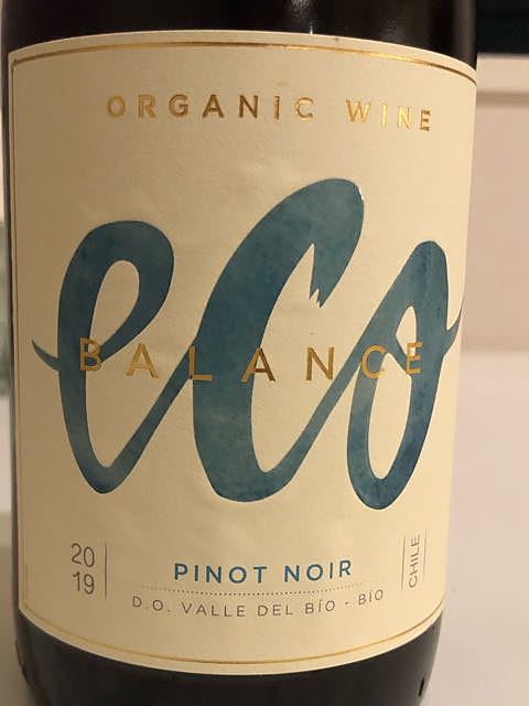 Emiliana Eco Balance Pinot Noir(エミリアーナ エコ・バランス ピノ・ノワール)