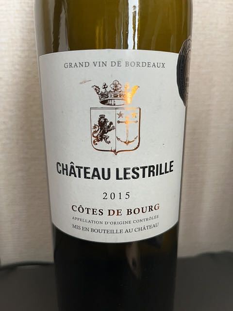 Ch. Lestrille Côtes de Bourg(シャトー・レストリーユ コート・ド・ブール)