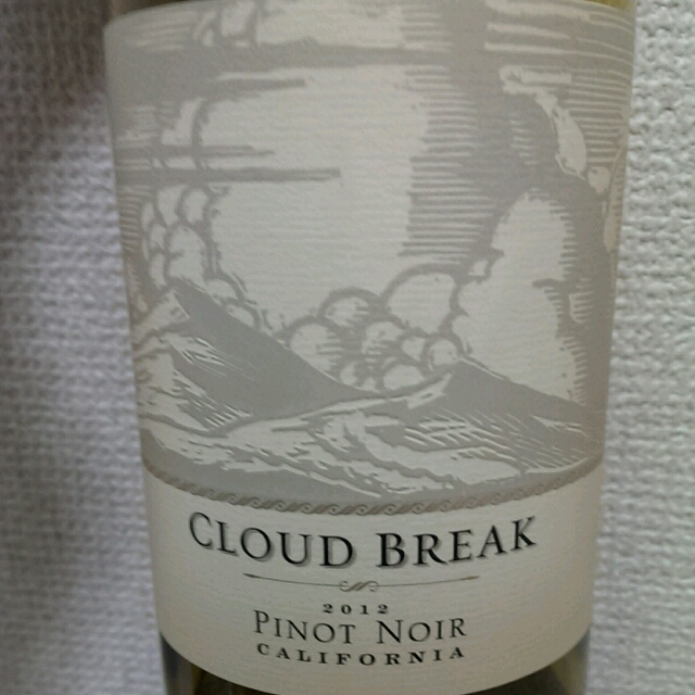 Cloud Break Pinot Noir(クラウド・ブレイク ピノ・ノワール) Vinica 無料のワインアプリ