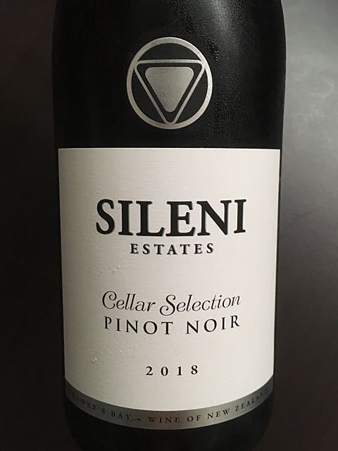 Sileni Cellar Selection Pinot Noir(シレーニ セラー・セレクション ピノ・ノワール)