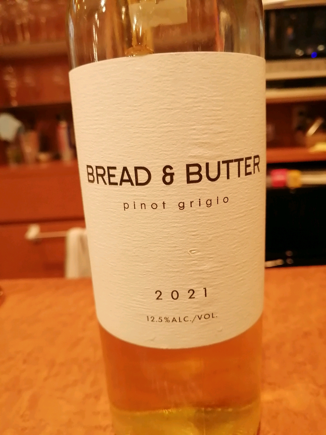Bread & Butter Pinot Grigio(ブレッド・アンド・バター ピノ・グリージョ) Vinica 無料のワインアプリ