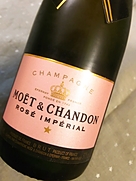 Moet Et Chandon Rose Imperial モエ エ シャンドン ロゼ インペリアル Vinica 無料のワインアプリ