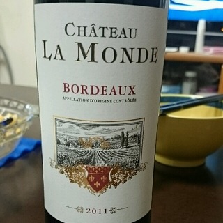 Ch. La Monde Rouge