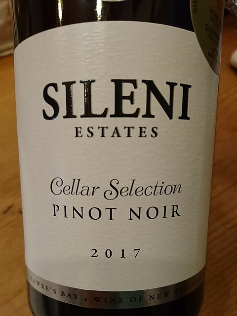 Sileni Cellar Selection Pinot Noir(シレーニ セラー・セレクション ピノ・ノワール)
