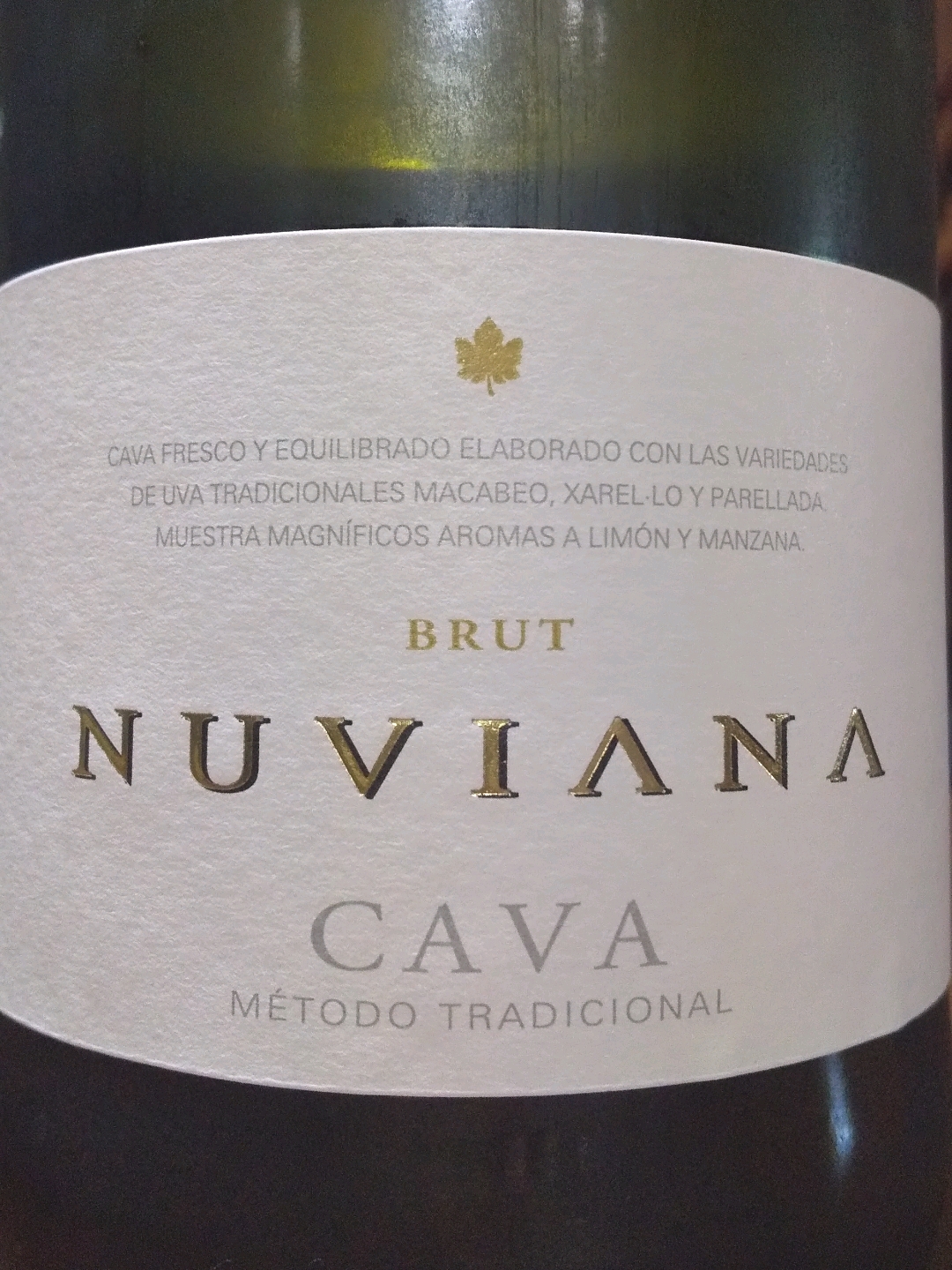 Nuviana Cava Brut(ヌヴィアナ カヴァ ブリュット) | Vinica 無料のワインアプリ