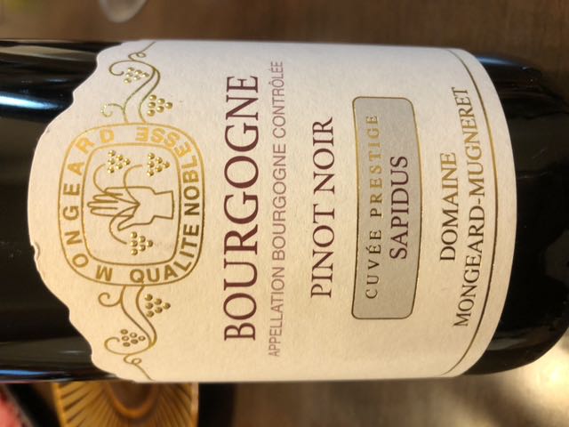 ワイン Bourgogne Pinot 2018 Mongeard-Mugneret 1e243605518a15af3eaee8e1aeced4