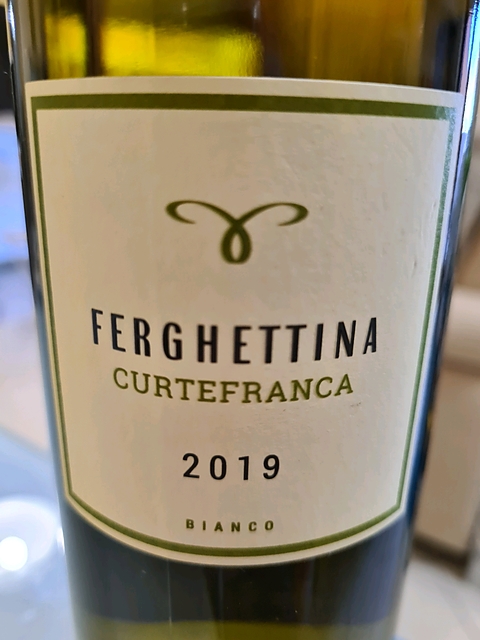 Ferghettina Curtefranca Bianco(フェルゲッティーナ クルテフランカ ビアンコ)