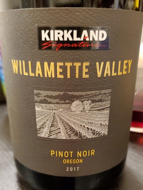 Kirkland Signature Willamette Valley Pinot Noir(カークランド・シグネチャー ウィラメット・ヴァレー ピノ・ノワール)