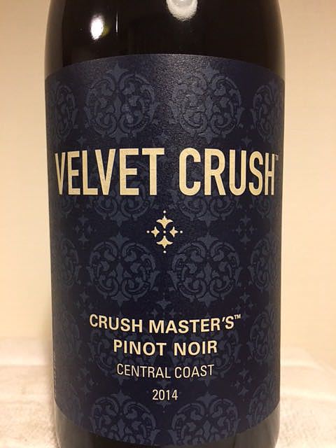 Velvet Crush Crush Master's Pinot Noir(ヴェルヴェット・クラッシュ クラッシュ・マスターズ ピノ・ノワール)