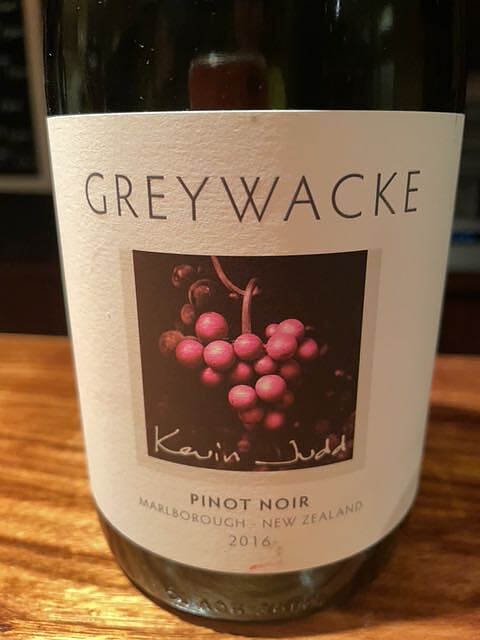 Greywacke Pinot Noir(グレイワッキー ピノ・ノワール)