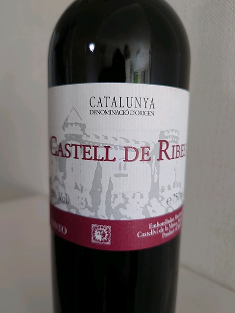 Castell de Ribes Tinto(カステル・デ・リベス ティント)