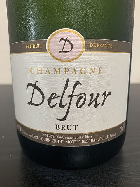 Champagne Delfour Brut(シャンパーニュ デルフール ブリュット)