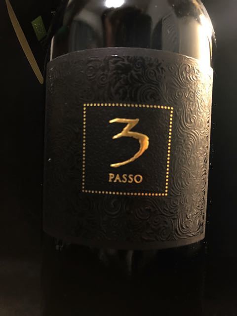 3 Passo Rosso(トレ・パッソ ロッソ)