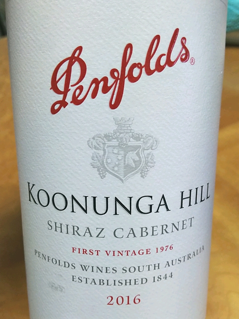 Penfolds Koonunga Hill Shiraz Cabernet(ペンフォールズ クヌンガ ヒル シラーズ カベルネ)