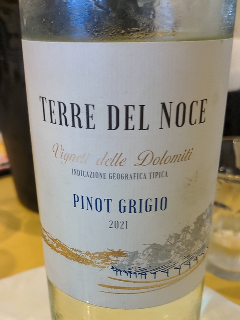 Terre del Noce Pinot Grigio(テッレ・デル・ノーチェ ピノ・グリージョ)