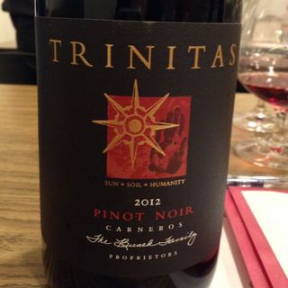 Trinitas Pinot Noir トリニータス ピノ ノワール Vinica 無料のワインアプリ