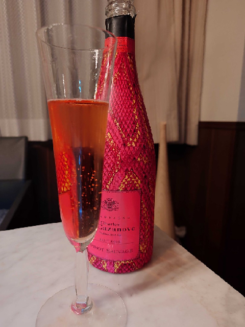 Charles de Cazanove Tradition Père & Fils Pinot Sauvage Brut Rosé(シャルル・ド・カザノーヴ トラディション・ペール・エ・フィス ピノ・ソヴァージュ ブリュット ロゼ)