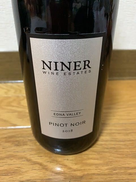 Niner Estate Pinot Noir(ナイナー エステート ピノ・ノワール)