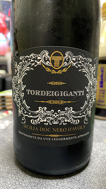 Tordeigiganti Nero d'Avola(トルディジガンディ ネロ・ダーヴォラ)