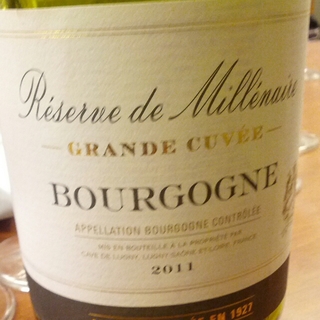 Cave de Lugny Bourgogne Pinot Noir Reserve de Millenaire Grand Cuvée