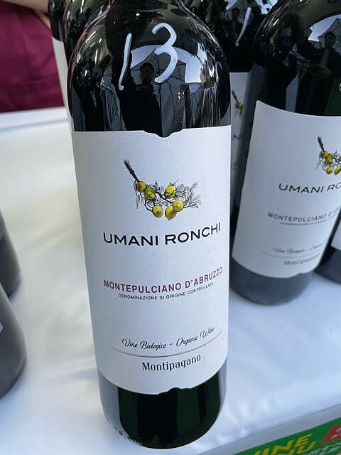 Umani Ronchi Montepulciano d'Abruzzo(ウマニ・ロンキ モンテプルチアーノ・ダブルッツォ)