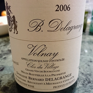 Dom. Bernard Delagrange Volnay Clos du Village(ドメーヌ・ベルナール・ドラグランジュ ヴォルネイ クロ・デュ・ヴィラージュ)