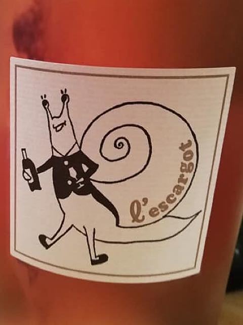 l'escargot Fizzy Pinot Noir 2018