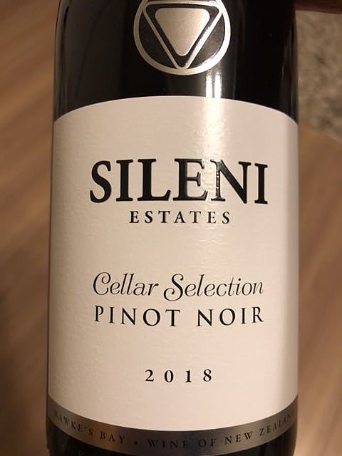 Sileni Cellar Selection Pinot Noir(シレーニ セラー・セレクション ピノ・ノワール)