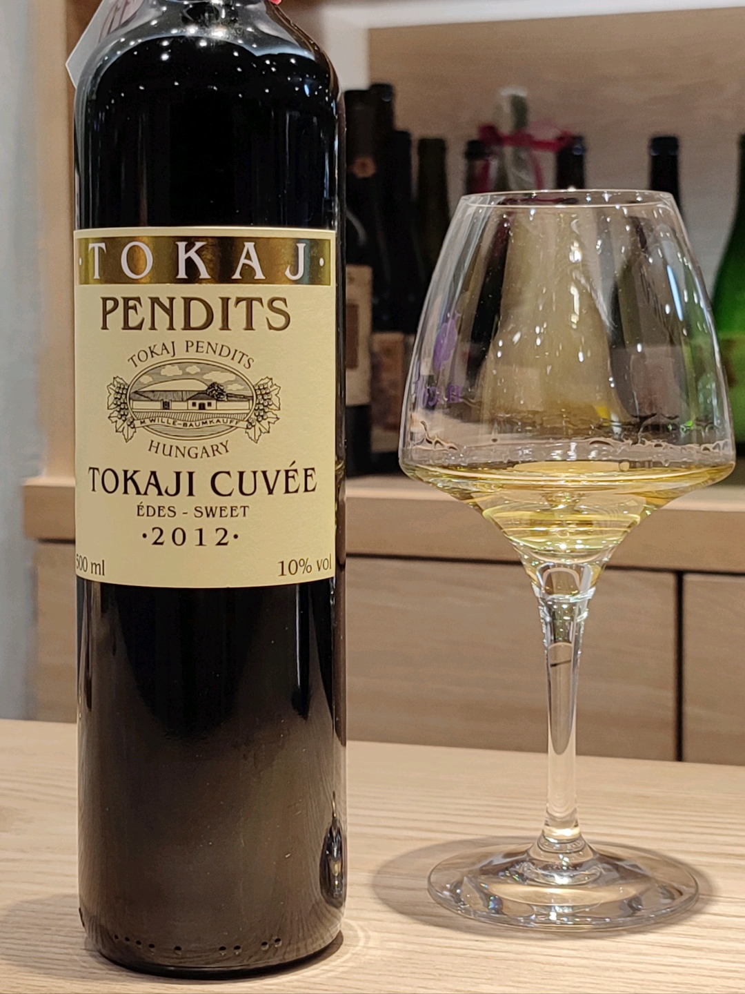 ワイン Tokaji wine 極甘口貴腐ワインMONTE TOKAJ TOKAJI ASZU 6PUTTONYOS 2002
