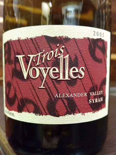 Trois Voyelles Syrah