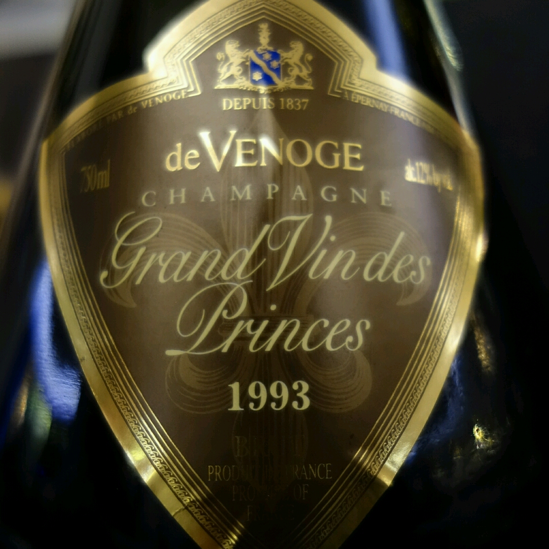 de Venoge Grand Vin des Princes Brut | Vinica 無料のワインアプリ