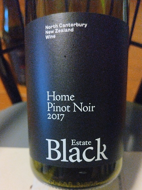Black Estate Home Pinot Noir 2017