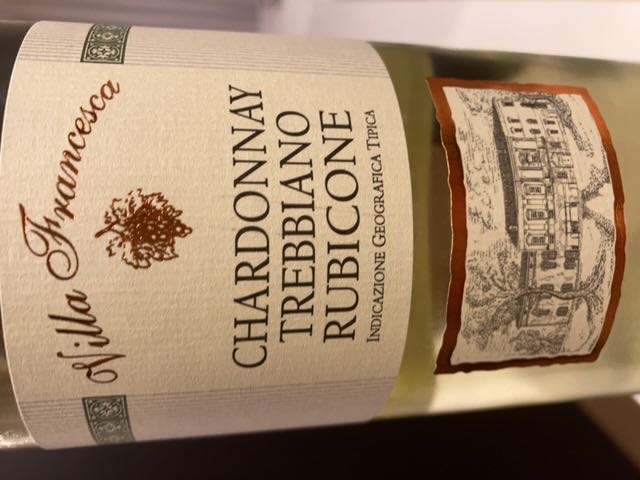 Villa Francesca Chardonnay Trebbiano | Vinica 無料のワインアプリ