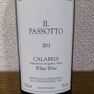 Il Passotto Calabria White(イル・パソット ホワイト)