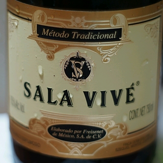 Sala Vivé Semi Secco(サラ・ヴィヴェ セミセコ)