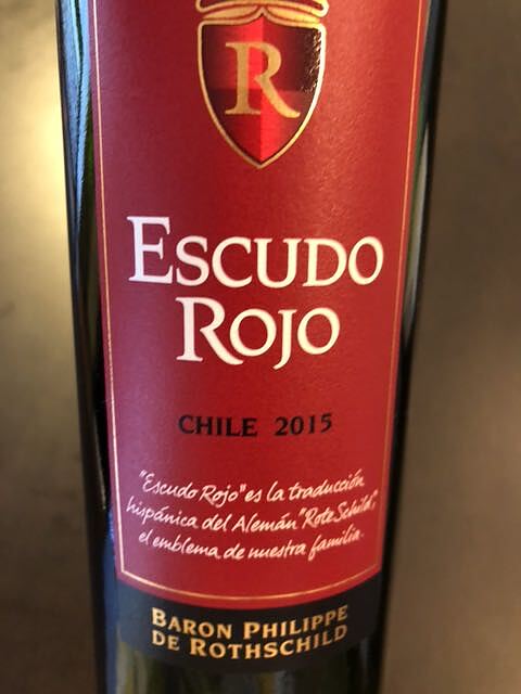 Escudo Rojo 2015