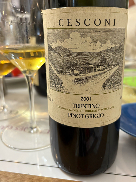 Cesconi Pinot Grigio(チェスコーニ ピノ・グリージョ)