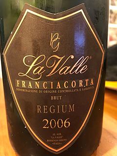 La Valle Franciacorta Regium(ラ・ヴァッレ フランチャコルタ レジウム)